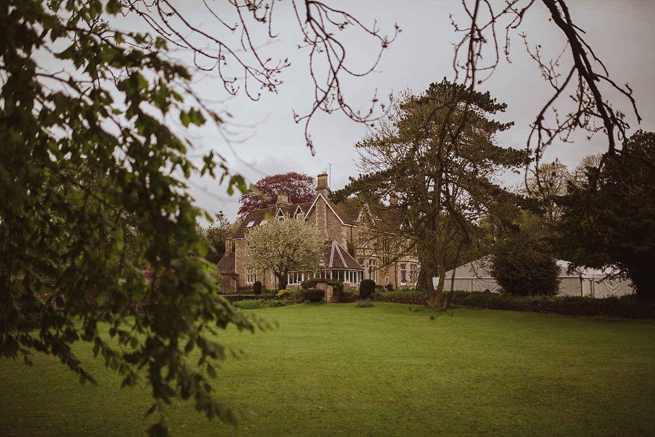 Wedding photographer Gloucestershire