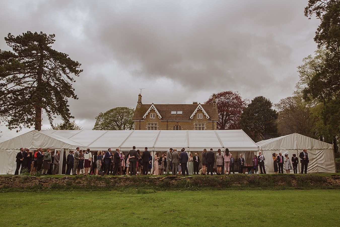 Wedding photographer Gloucestershire