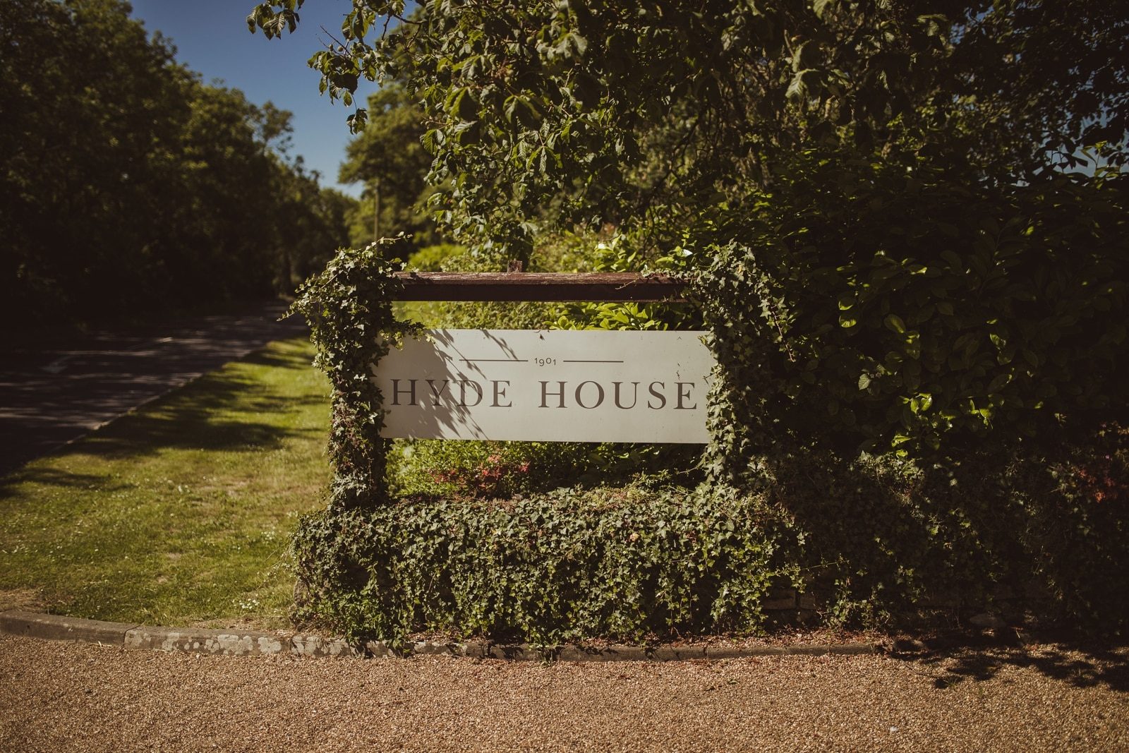 Cotswolds Wedding Photographer